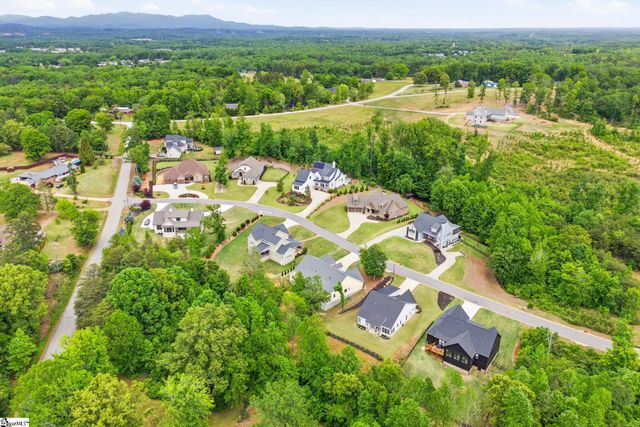 104 Pinelands Place, Travelers Rest, SC 29690