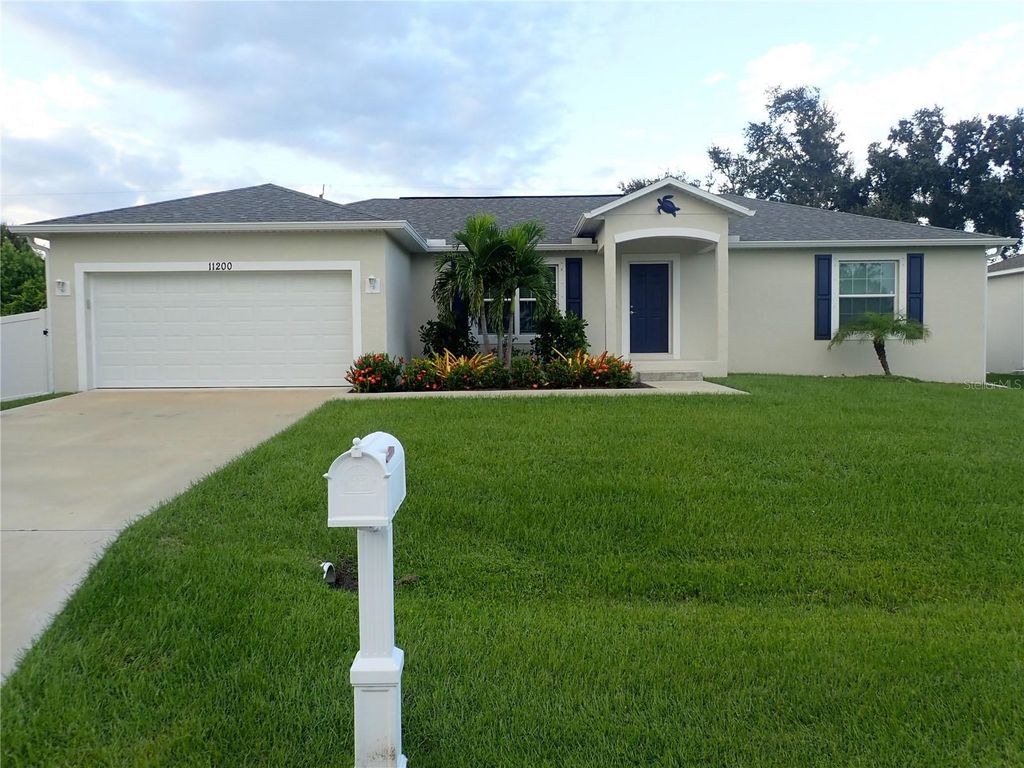 11200 CHALET AVENUE, Englewood, FL 34224