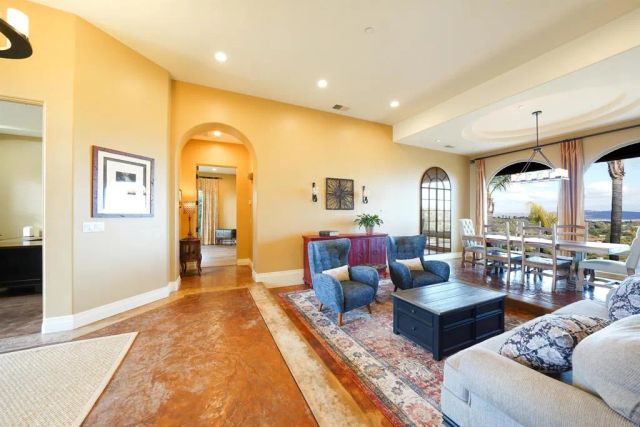 15455 Wyeport Road, Ramona, CA 92065