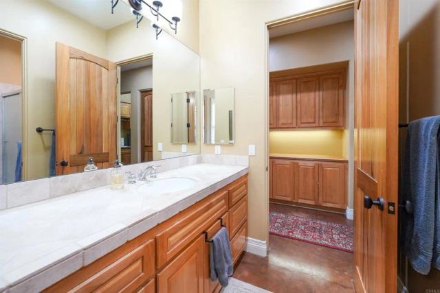 15455 Wyeport Road, Ramona, CA 92065