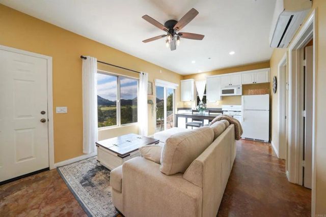 15455 Wyeport Road, Ramona, CA 92065