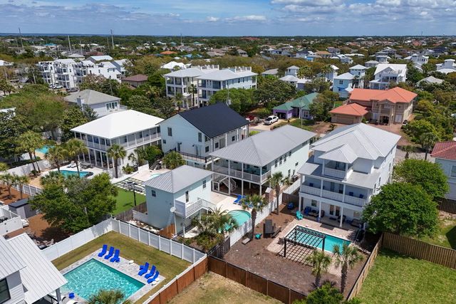 64 DOLPHIN Street, Destin, FL 32541