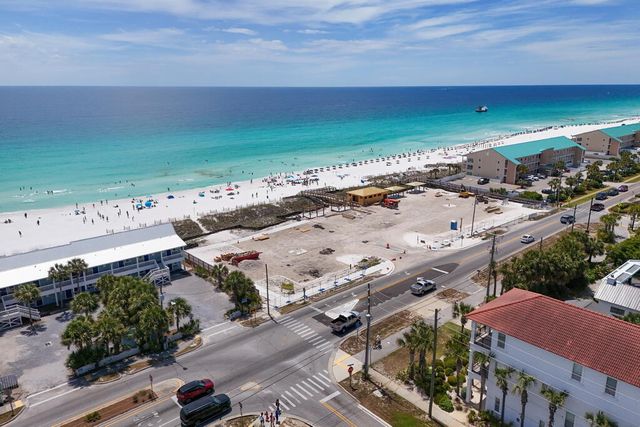 64 DOLPHIN Street, Destin, FL 32541