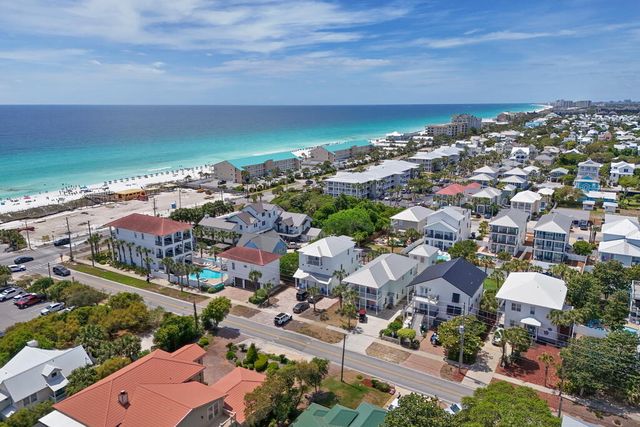 64 DOLPHIN Street, Destin, FL 32541