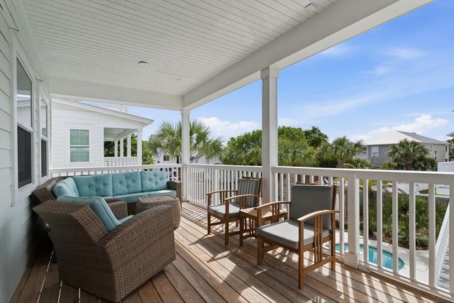 64 DOLPHIN Street, Destin, FL 32541