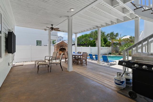 64 DOLPHIN Street, Destin, FL 32541