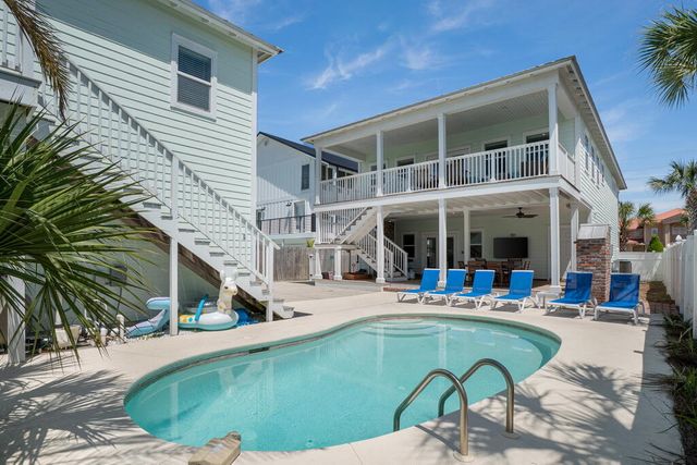 64 DOLPHIN Street, Destin, FL 32541