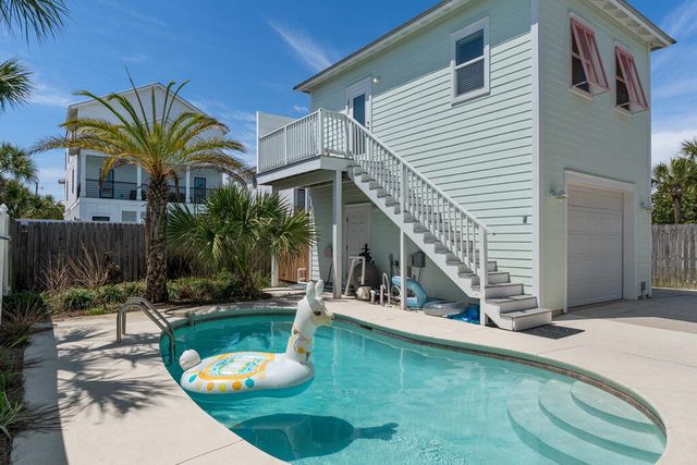 64 DOLPHIN Street, Destin, FL 32541