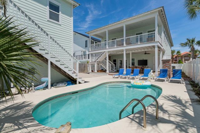64 DOLPHIN Street, Destin, FL 32541