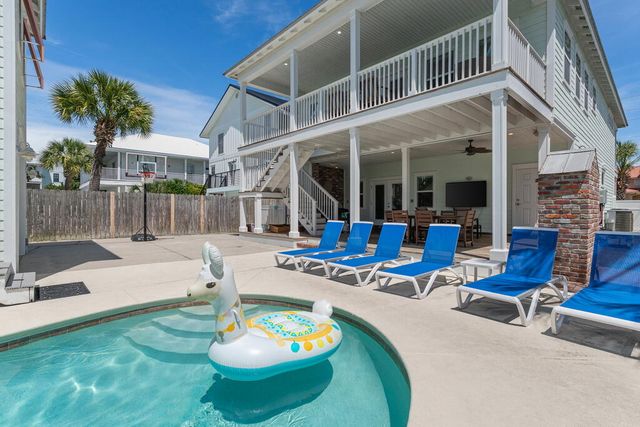 64 DOLPHIN Street, Destin, FL 32541