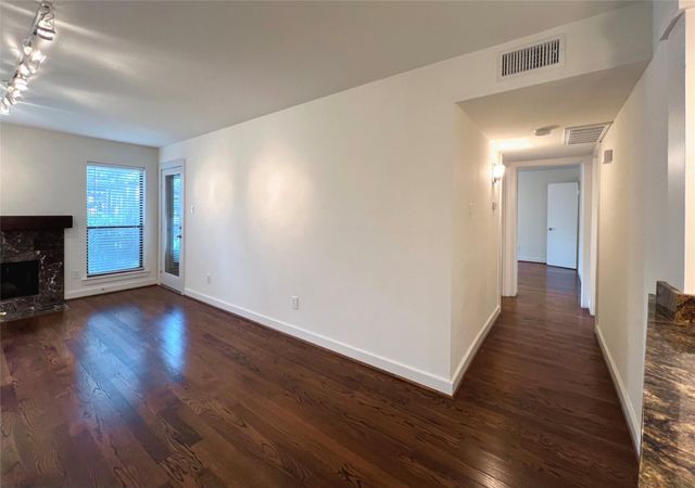 1601 Shepherd Drive 161, Houston, TX 77019