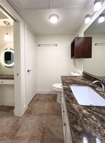 1601 Shepherd Drive 161, Houston, TX 77019