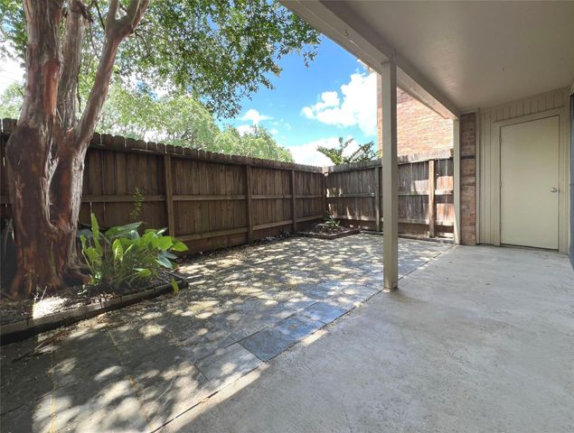 1601 Shepherd Drive 161, Houston, TX 77019