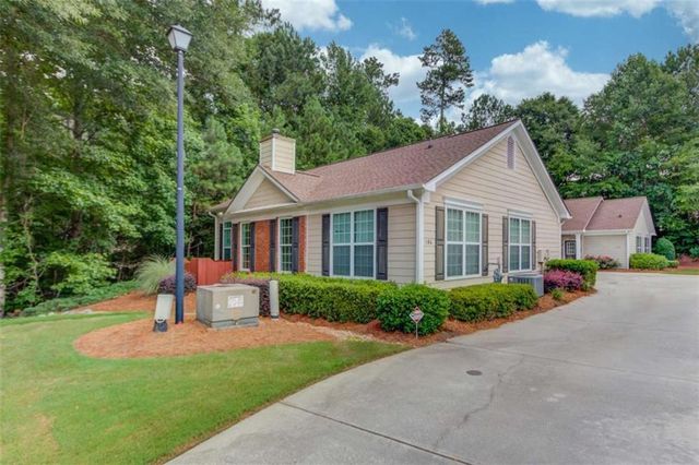 184 Camry Lane, Grayson, GA 30017