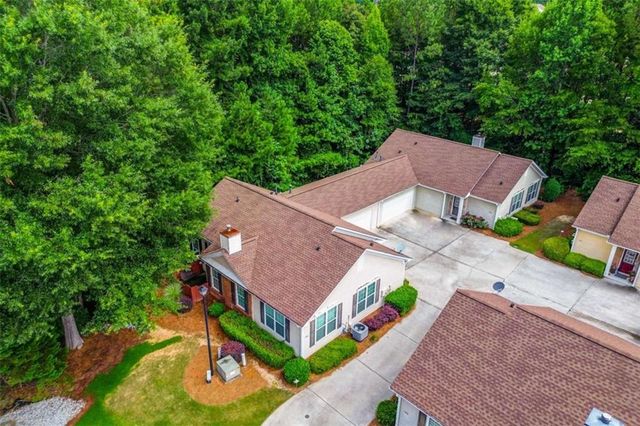 184 Camry Lane, Grayson, GA 30017