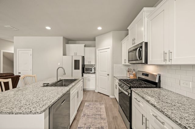 4804 Tradition Street, Haltom City, TX 76117