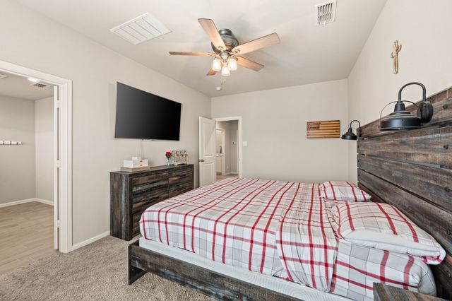 4804 Tradition Street, Haltom City, TX 76117