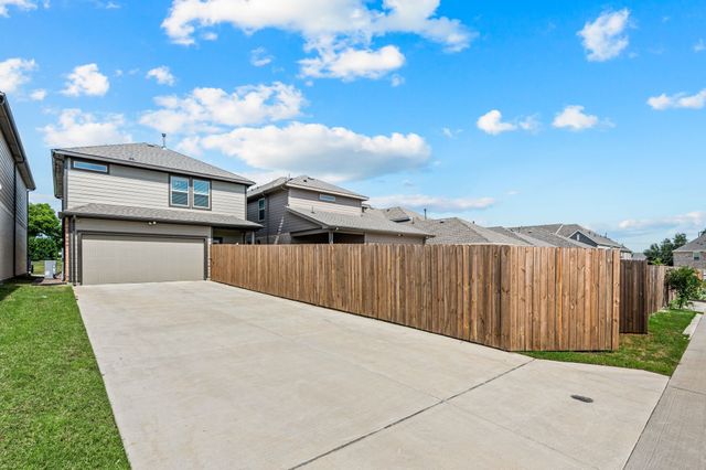 4804 Tradition Street, Haltom City, TX 76117