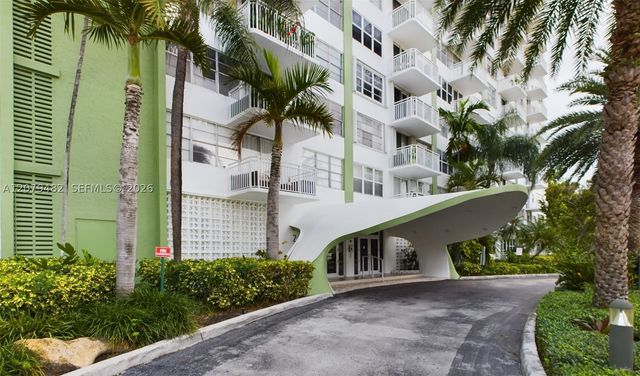 2100 Sans Souci Blvd A707, North Miami, FL 33181