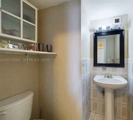 2100 Sans Souci Blvd A707, North Miami, FL 33181