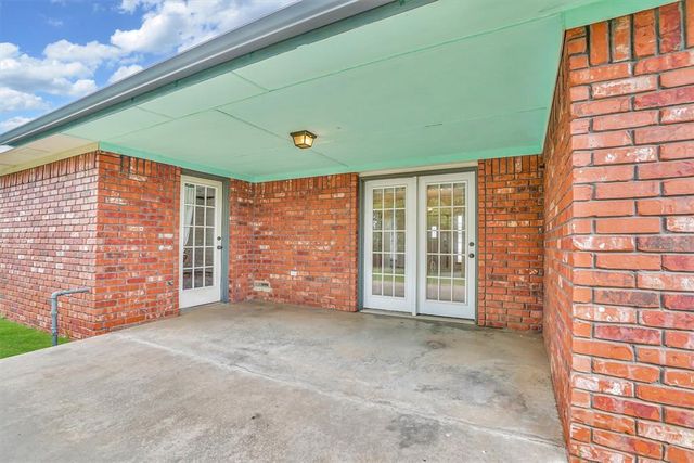 1101 Wendy Lane, Altus, OK 73521