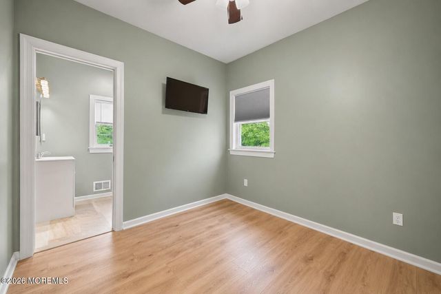 156 Myrtle Avenue, Belford, NJ 07718