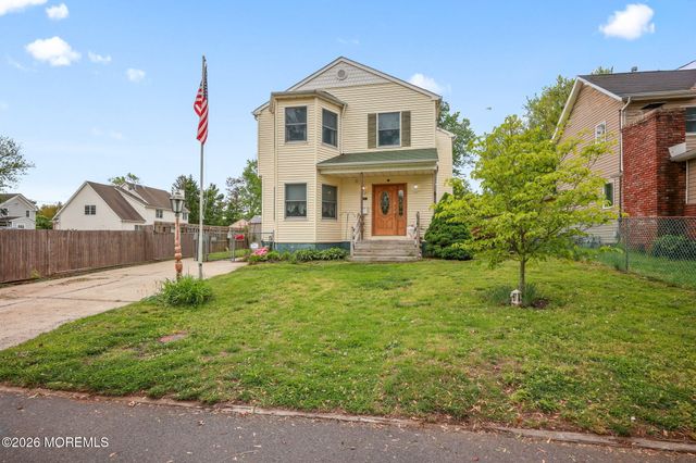 156 Myrtle Avenue, Belford, NJ 07718