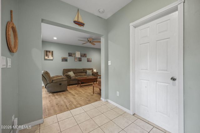 156 Myrtle Avenue, Belford, NJ 07718