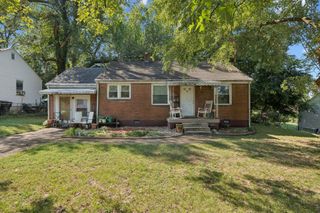 1305 Mercury Dr, Nashville, TN 37217