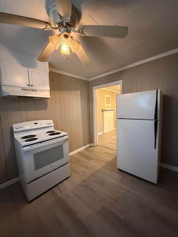 408 Brooks Street, Edgefield, SC 29824