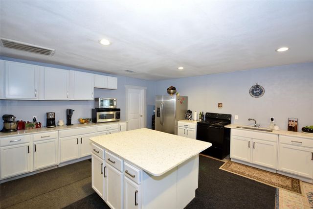 382 Road 5251, Cleveland, TX 77327