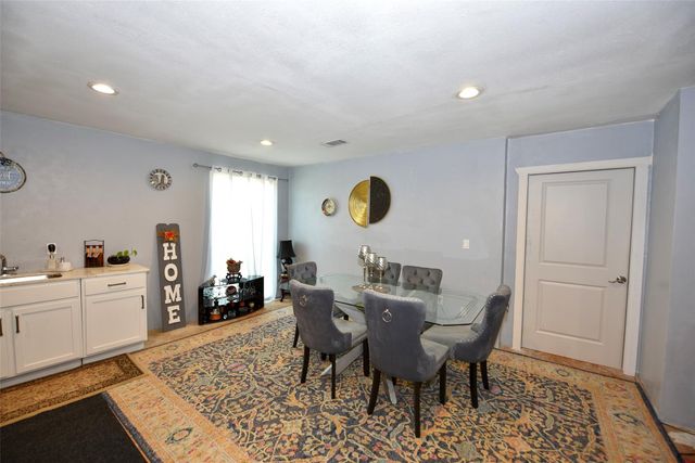 382 Road 5251, Cleveland, TX 77327