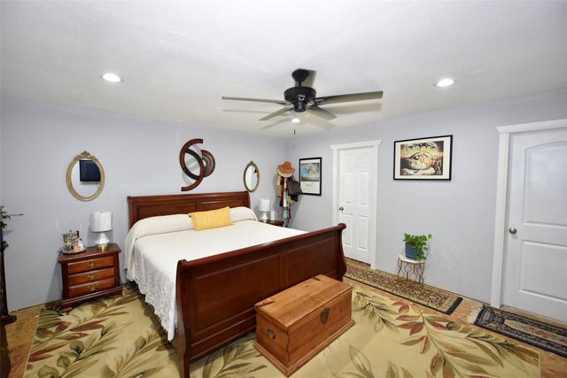 382 Road 5251, Cleveland, TX 77327