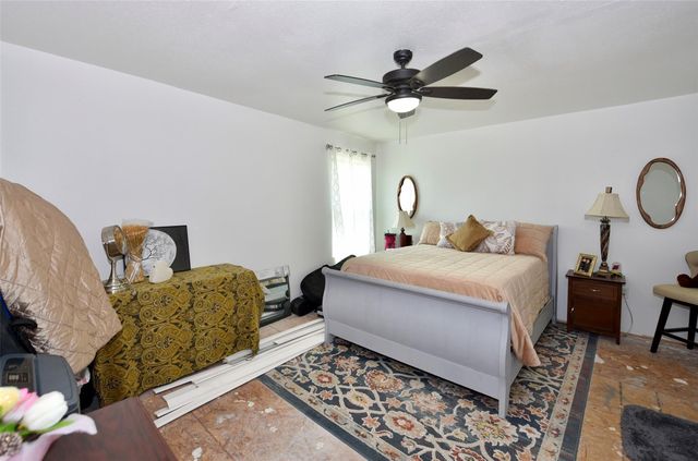 382 Road 5251, Cleveland, TX 77327