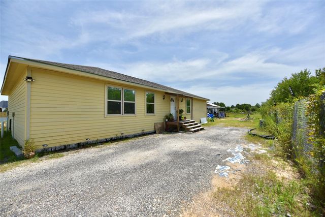 382 Road 5251, Cleveland, TX 77327