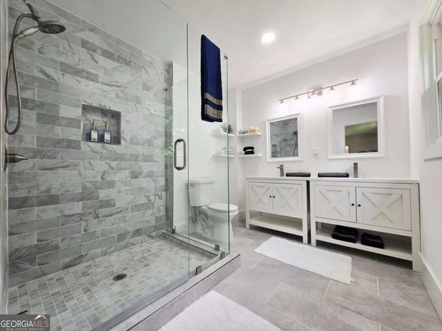 2400 Glenrock Drive, Decatur, GA 30032