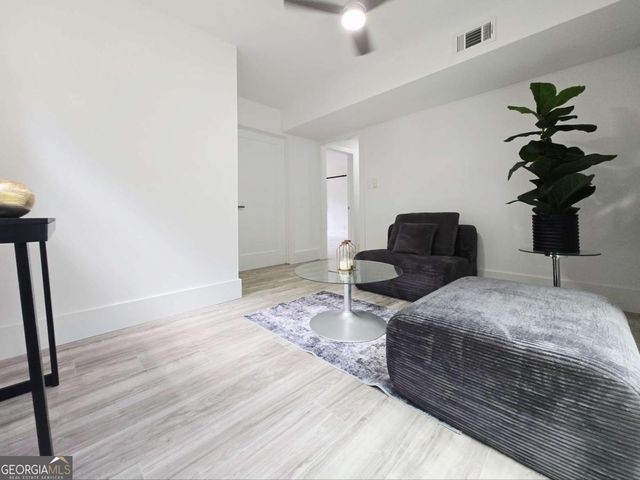 2400 Glenrock Drive, Decatur, GA 30032