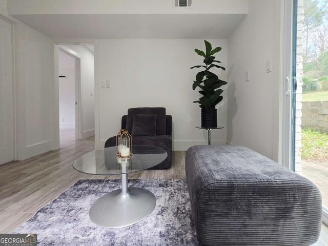 2400 Glenrock Drive, Decatur, GA 30032