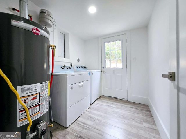 2400 Glenrock Drive, Decatur, GA 30032