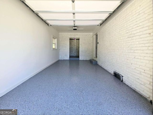 2400 Glenrock Drive, Decatur, GA 30032