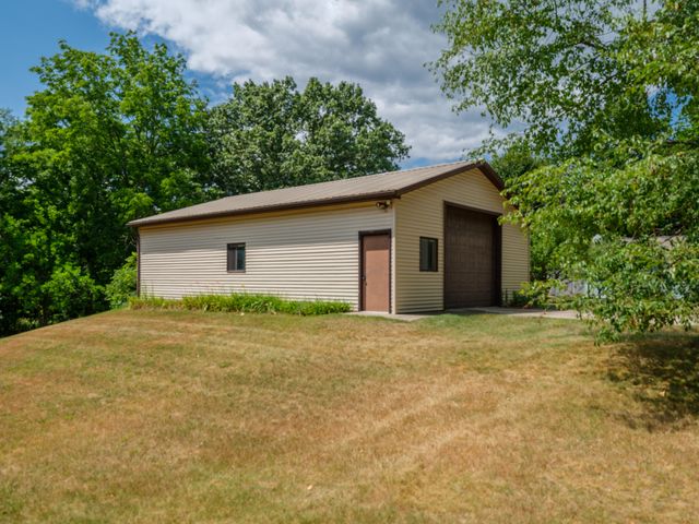 9169 N Riverview Drive, Kalamazoo, MI 49004