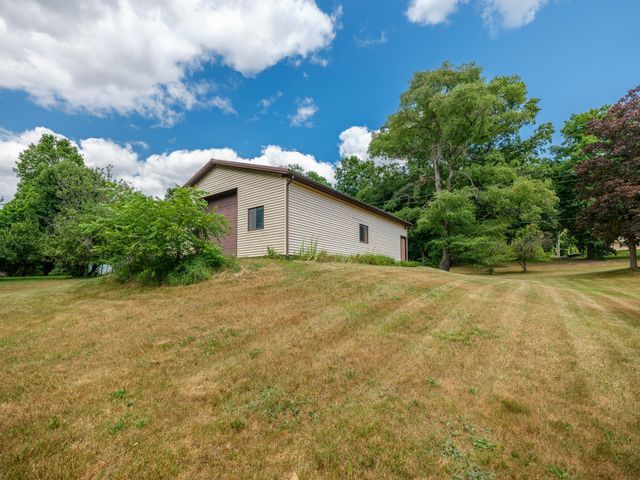 9169 N Riverview Drive, Kalamazoo, MI 49004