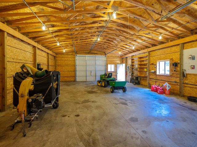 9169 N Riverview Drive, Kalamazoo, MI 49004