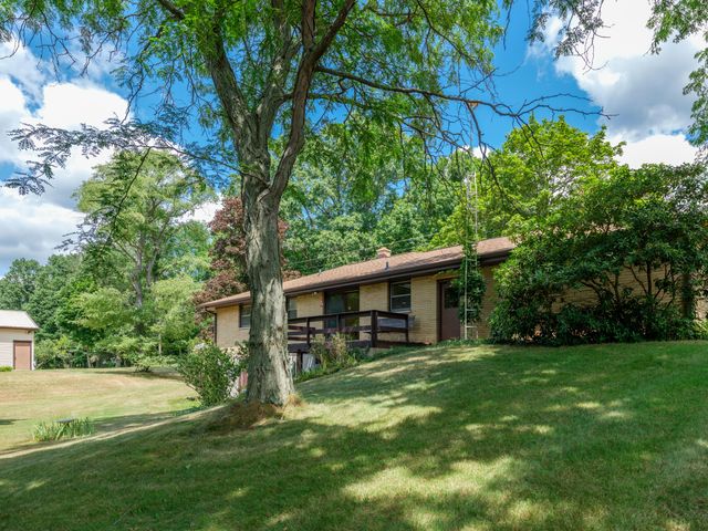 9169 N Riverview Drive, Kalamazoo, MI 49004