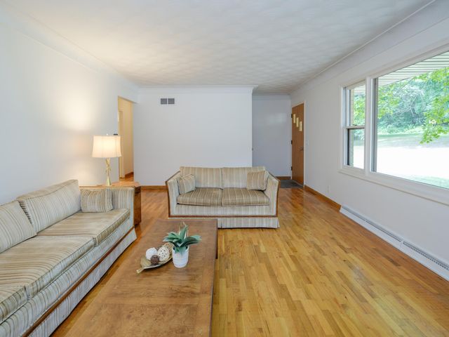 9169 N Riverview Drive, Kalamazoo, MI 49004
