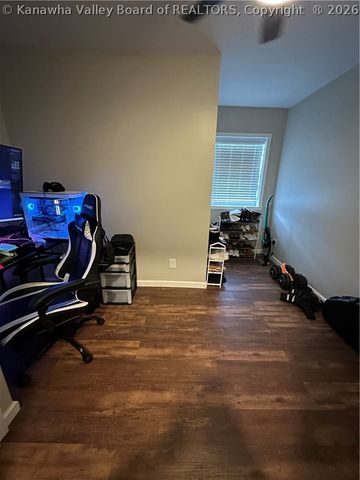 2761 Daniels Avenue, South Charleston, WV 25303