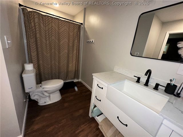 2761 Daniels Avenue, South Charleston, WV 25303