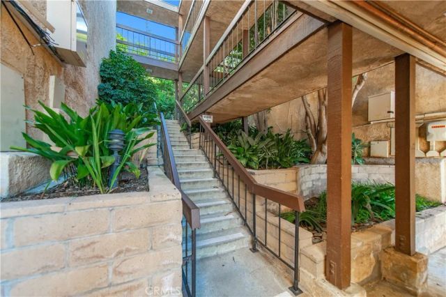 2240 N Legion Drive 217, Signal Hill, CA 90755