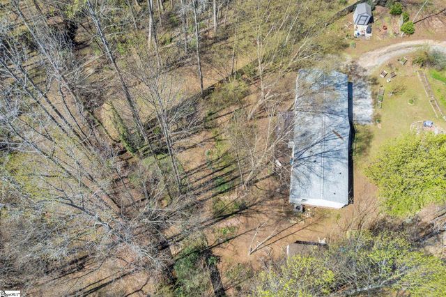 109 Lakeside Drive, Taylors, SC 29687