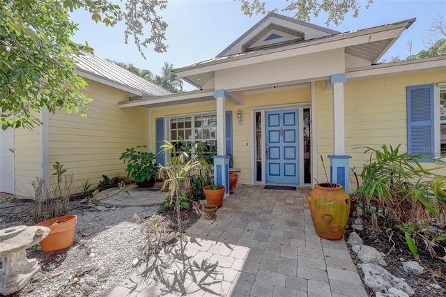 226 OGDEN STREET, Sarasota, FL 34242